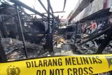 Pasar Bawah Bukittinggi diduga sengaja dibakar OTK, Wako Erman Safar kutuk pelaku jika terbukti (Video)