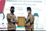 Bupati Pati Haryanto terima anugerah Dwija Praja Nugraha 2021