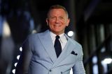 Pertunjukan 'Macbeth' dibatalkan lantaran Daniel Craig positif COVID-19