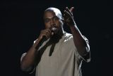 Setelah Kanye West diblokir dari Instagram, beralih ke Twitter dan kembali diblokir