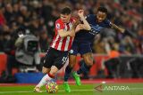 Southampton hentikan kemenangan Manchester City