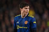 Pemain MU Victor Lindelof juga 'unfollow' Mason Greenwood