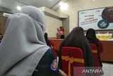 ANTARA beri kuliah umum mahasiswa FISIP UHO  soal jurnalis andal