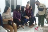 Satpol PP Pasaman Barat amankan enam wanita pemandu karaoke