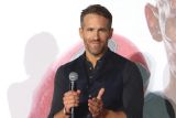 Ryan Reynolds & Patrick Stewart tidak akan tampil di 