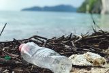 Sekitar 90 persen dari sampah yang tercecer di laut adalah sampah plastik
