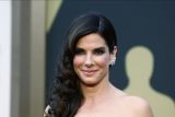 Sandra Bullock akan berhenti akting  untuk sementara