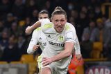 Ayling antar kemenangan dramatis Leeds atas Wolves