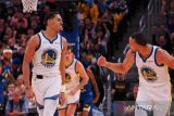 Stephen pimpin Warriors mantapkan keunggulan atas Nuggets