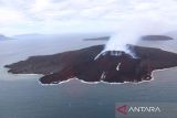 Gunung Anak Krakatau Siaga Level III, jangan mendekat radius 5 km