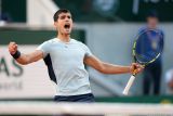 Masalah siku buat Alcaraz absen di turnamen pemanasan Wimbledon