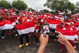 Meriahkan HUT RI ke-77, Pemkab Landak bagikan bendera untuk masyarakat kurang mampu