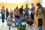 Petani alpukat di Kudus dilatih membuat pestisida organik