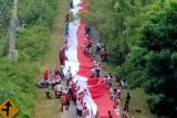 Kirab bendera merah putih sepanjang 2.500 meter di Muaro Bungo pecahkan rekor MURI