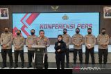 Kapolri menegaskan proses anggota terlibat jaringan perjudian