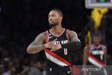 NBA 2022-2023: Damian Lillard pimpin Blazers paksa Lakers nirmenang