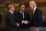 Joe Biden dan Scholz berjanji terus beri sanksi Rusia