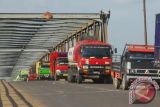 Pemkot Palembang tegur pengusaha truk langgar jam operasional