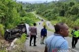 Mobil rombongan kadiskominfo Papua Barat alami kecelakaan