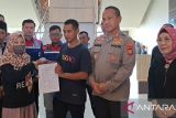 Polisi bebaskan perawat DN tersangka gunting jari bayi