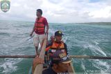 Tim SAR gabungan sisir wisatawan terseret ombak di Pantai Anyer