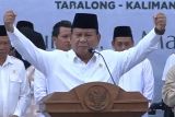 Prabowo akui harus belajar memimpin negara dari Jokowi