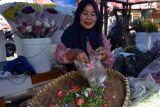 Jelang Ramadhan, penjual bunga tabur raup untung jutaan rupiah