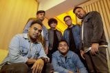 Barry Likumahuwa and The Rhythm Service luncurkan single '24 Moments'