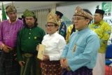 Muhaimin Iskandar terima Tanjak dan Rumpak dari Sultan Palembang