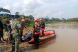 Bocah perempuan ditemukan meninggal terapung di sungai