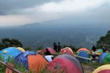 Temiangan Hill dimanfaatkan wisatawan untuk menikmati Negeri di Atas Awan