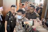 Menkominfo nonaktif Johnny G Plate didakwa rugikan keuangan negara Rp8,03 triliun