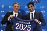 Luis Enrique percaya PSG bisa samai level Arsenal dan Manchester City