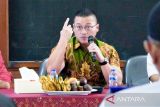 Anggota DPRD DKI minta copot ASN peralat PPSU untuk pinjol