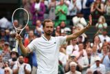 Wimbledon - Medvedev ke semifinal setelah bermain lima set  lawan  Christopher Eubanks