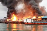 Sembilan rumah terbakar di Pulau Buluh, seorang warga meninggal