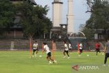 Tujuh pemain belum hadir saat Timnas U-23 latihan perdana di Solo