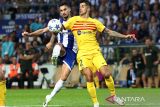 Cancelo cedera lutut usai main 11 menit bersama Barcelona lawan Las Palmas