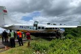 Pesawat Asian One tujuan Timika kecelakaan saat 