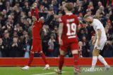 Liverpool tundukan Nottingham dan terus bersaing di papan atas