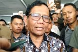 Menko Polhukam sebut yang biasanya curang adalah antar-kontestan