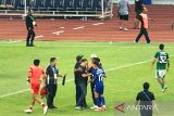 Penonton PSIS vs PSS ricuh, Yoyok Sukawi terluka