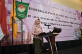 Peringati HUT ke-24 dan Hari Ibu, DWP Unila beri beasiswa anak asuh