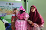 Lomba kreasi daur ulang sampah meriahkan peringatan Hari Ibu di SD