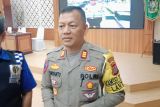 Polisi mengalihkan arus lalu lintas Malioboro saat malam tahun baru