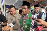 Cawapres Mahfud MD berharap salam tiga jari Wapres Ma'ruf Amin bentuk dukungan