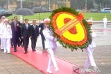 Presiden Jokowi kunjungi Monumen Pahlawan dan Mausoleum Ho Chi Minh di Hanoi