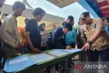 Polisi damaikan warga Cipinang Besar Utara yang tawuran di Bassura