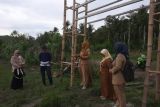 Pemprov Sulbar bina petani di Polman kelola pupuk organik