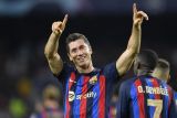 Hatrick Lewandowski bawa Barca menang 4-2 lawan Valencia